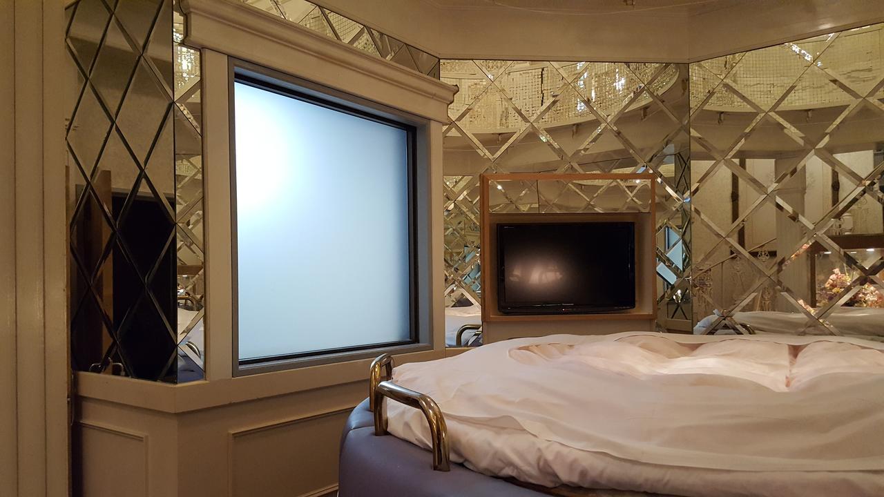 Hotel Elegance Карацу Экстерьер фото